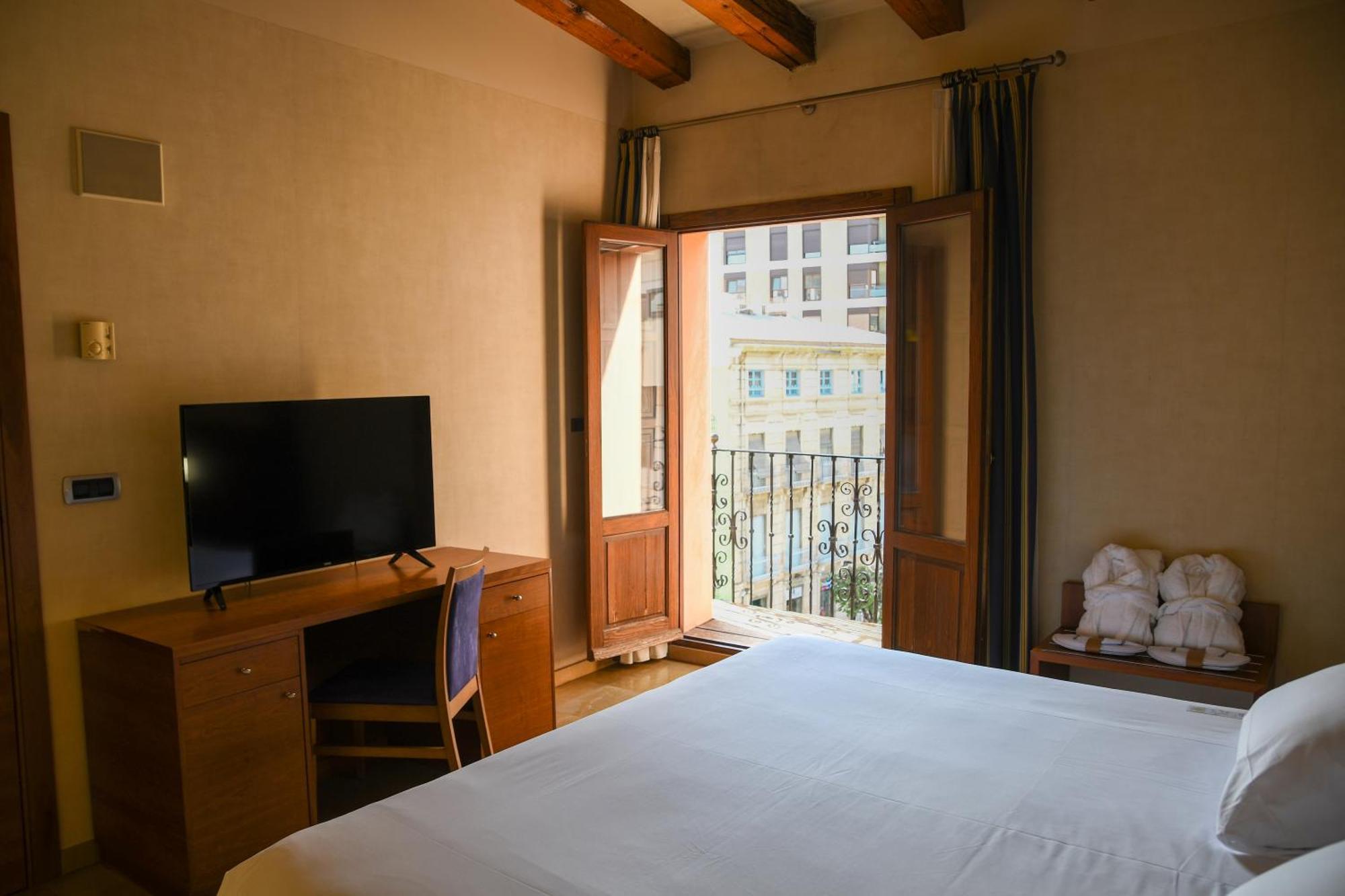 Sercotel Palacio De Tudemir Orihuela Bilik gambar
